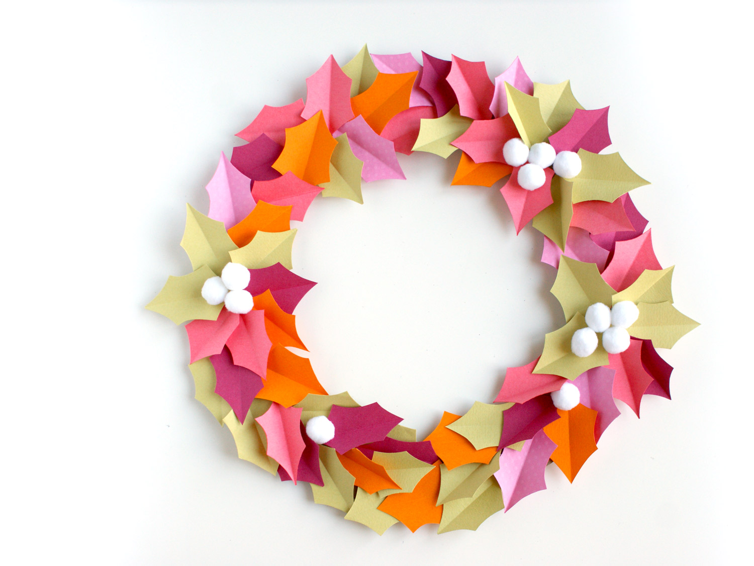 couronne papier houx