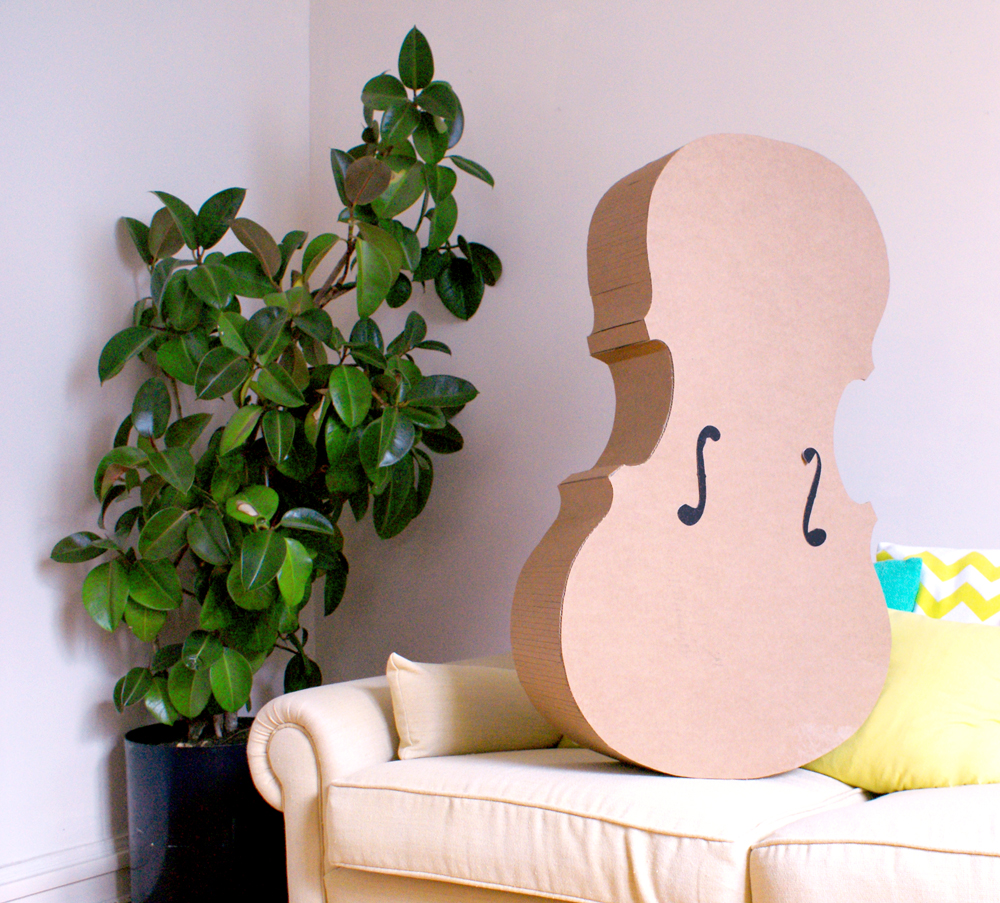 instrument en carton contrebasse-carton