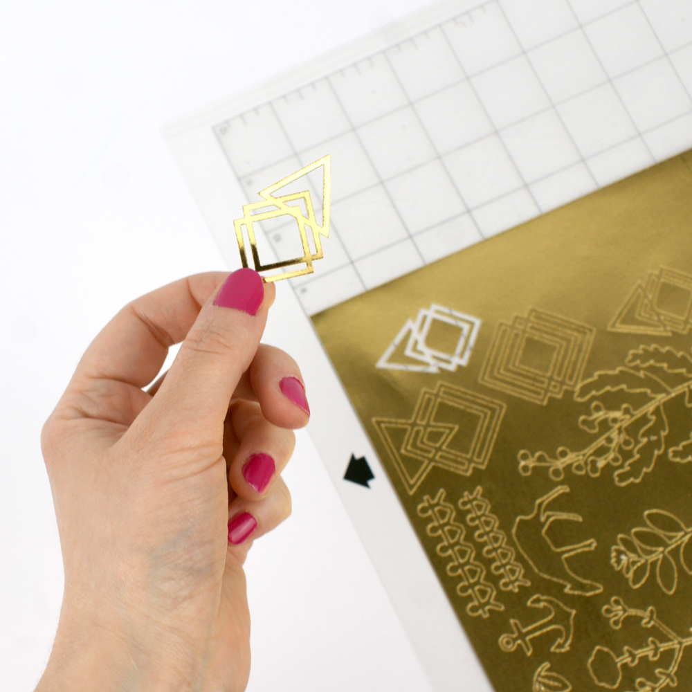 cut-tattoo-tatouage-temporaire-doré-gold